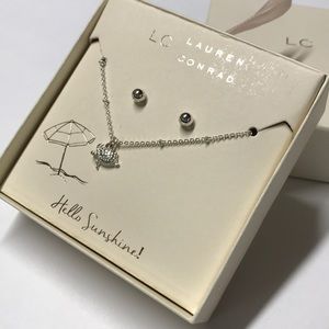 LC Lauren Conrad Turtle Necklace & Earrings nwt